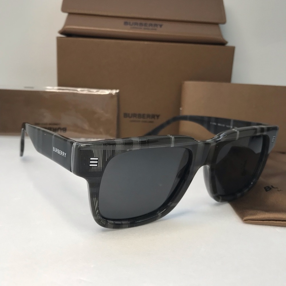💯 - New Authentic Burberry, Hayden, Sunglasses, BE4394-380487-54 - Picture 3 of 14